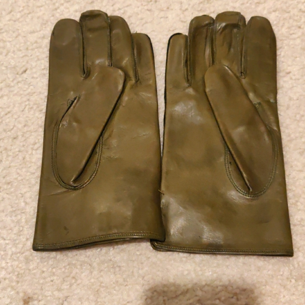Bruno Di Costanzo handcrafted Olive Leather XL gloves with silk lining Y2K Retro